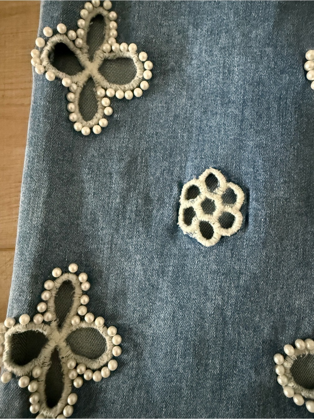 The Noli Shop Kaia Embellished Blue Wide-Leg Jeans - Picture 3 of 8